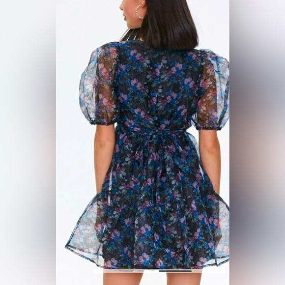 NWOT- FORVER 21 Floral Dress Size M - Picture 14 of 15